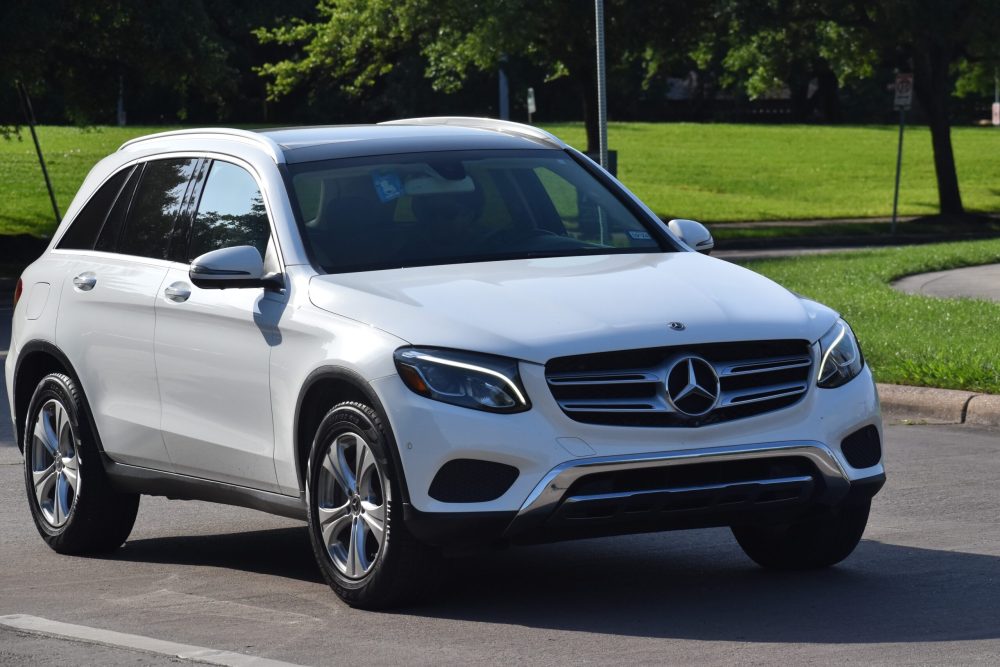 Houston,,Tx,Usa,April,29,,2024,-,A,White,Mercedes-benz